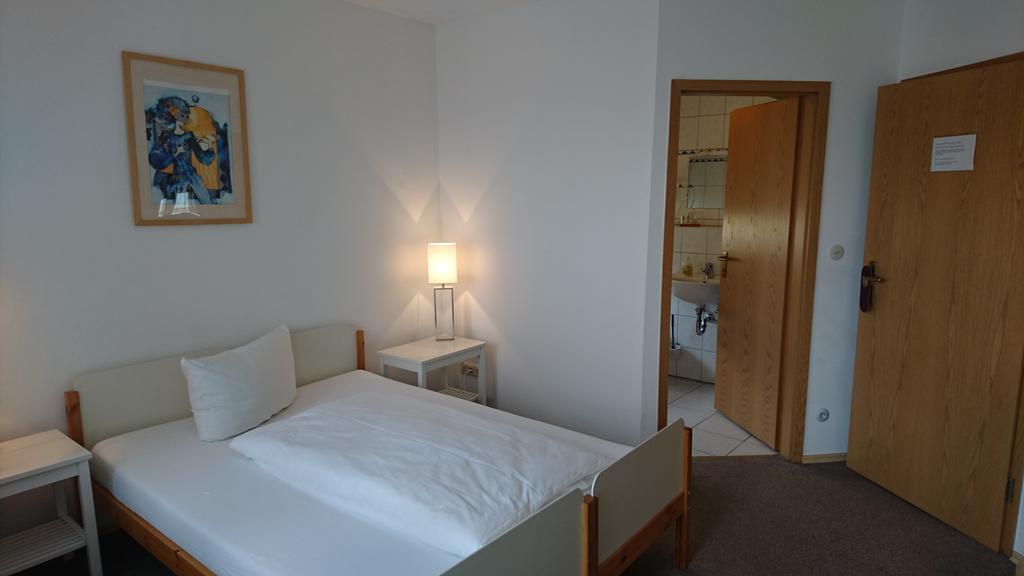 Gaestehaus Langhammer Bubenreuth Buitenkant foto