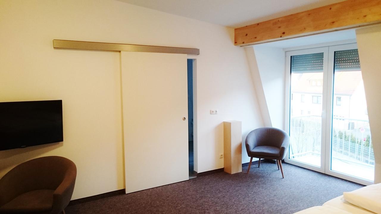 Gaestehaus Langhammer Bubenreuth Buitenkant foto